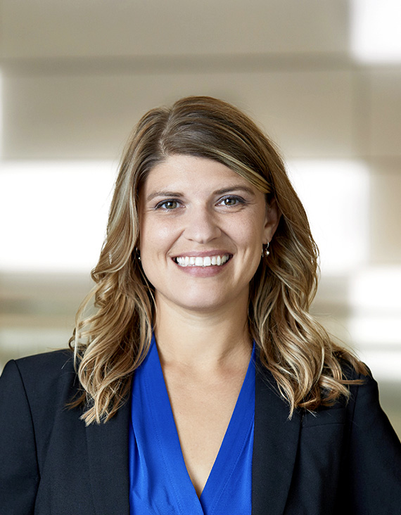 Staff Bio LynneaGolding 190528